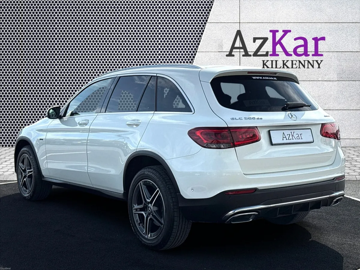 Mercedes-Benz GLC 2021 AMG LINE 2.0 DIESEL PLUG IN - Image 6