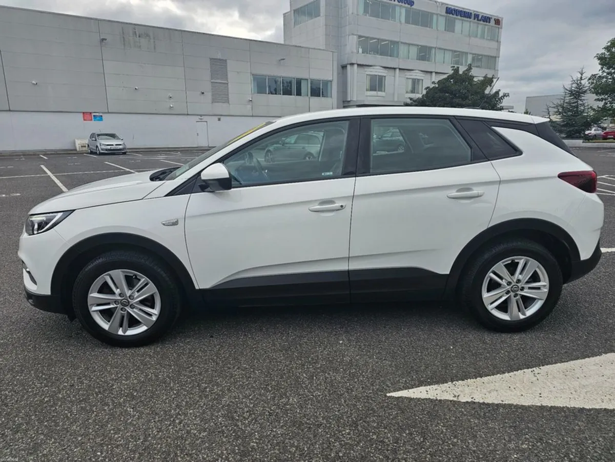 Opel Grandland X 1.6 DIESEL SC MODEL, FULL HISTORY - Image 6