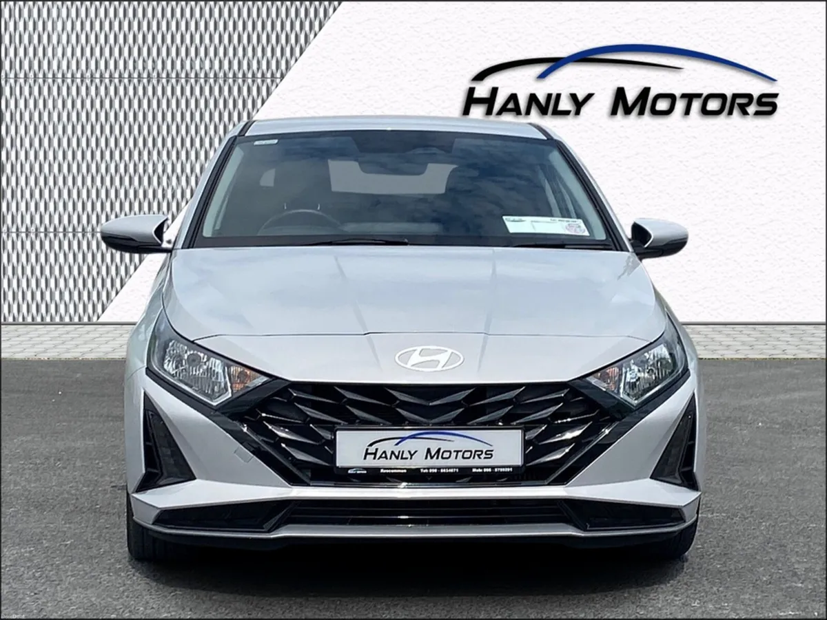Hyundai i20 PLUS AUTOMATIC 5DR AUTO - Image 2