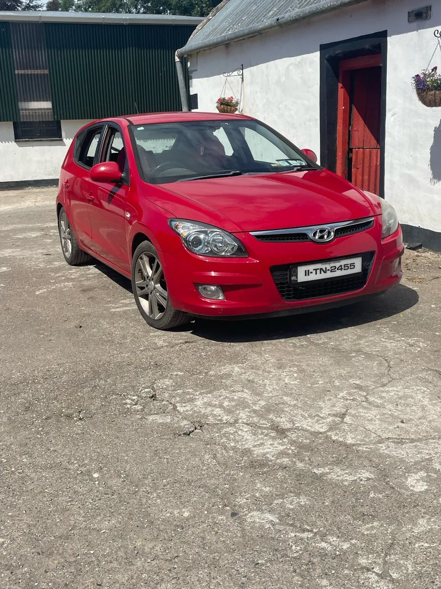 Hyundai i30 - Image 1
