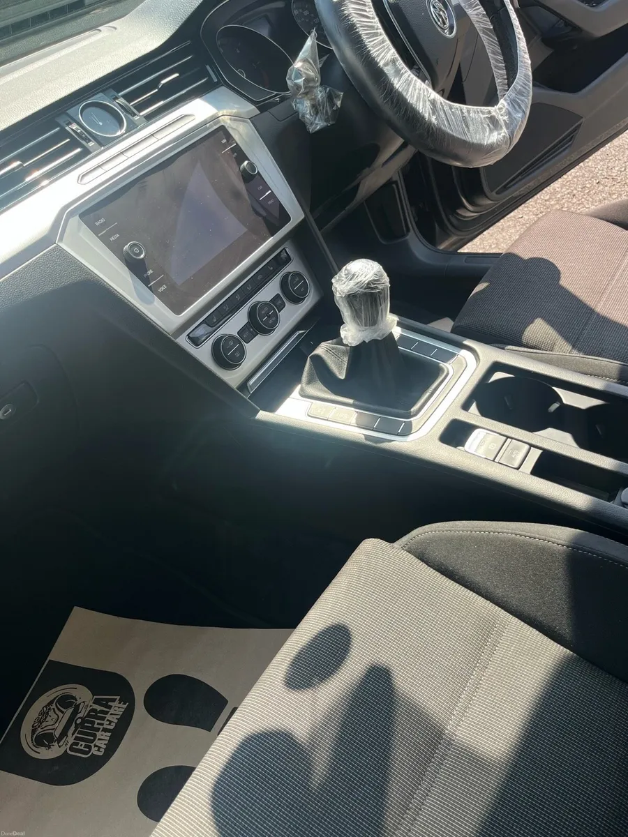 VW Passat - Image 3