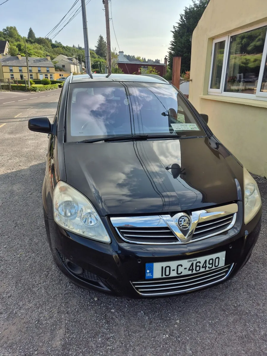 Vauxhall Zafira 2010 - Image 1