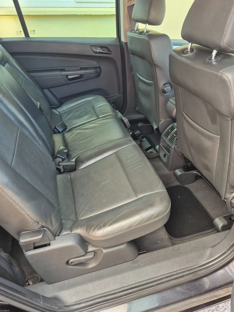 Vauxhall Zafira 2010 - Image 4
