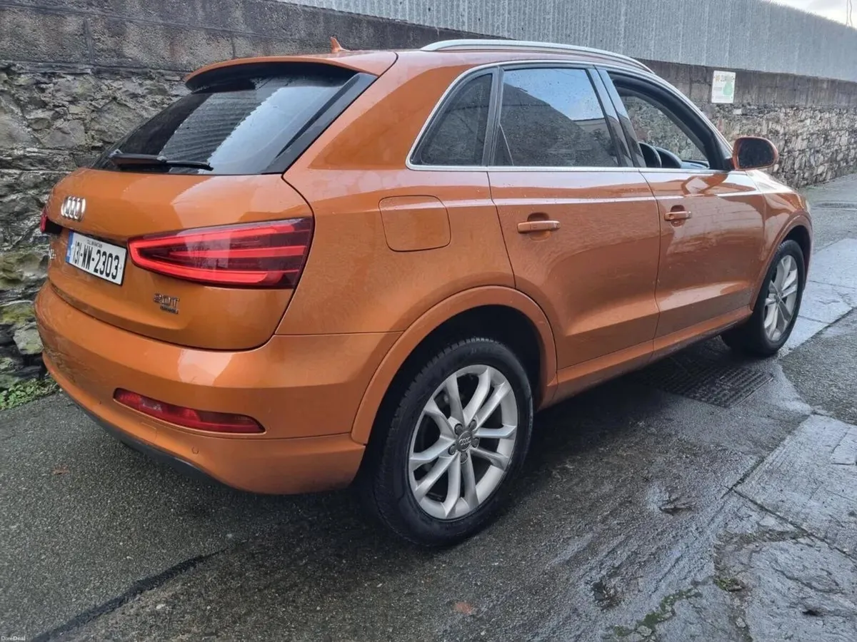 Audi Q3 2013 - Image 2