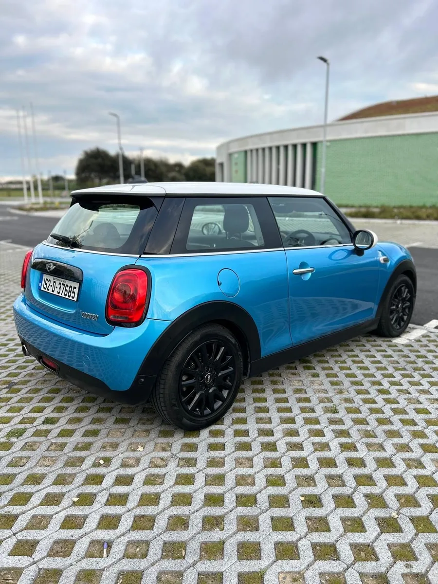 Mini Cooper 1.5 petrol Auto High Spec - Image 2