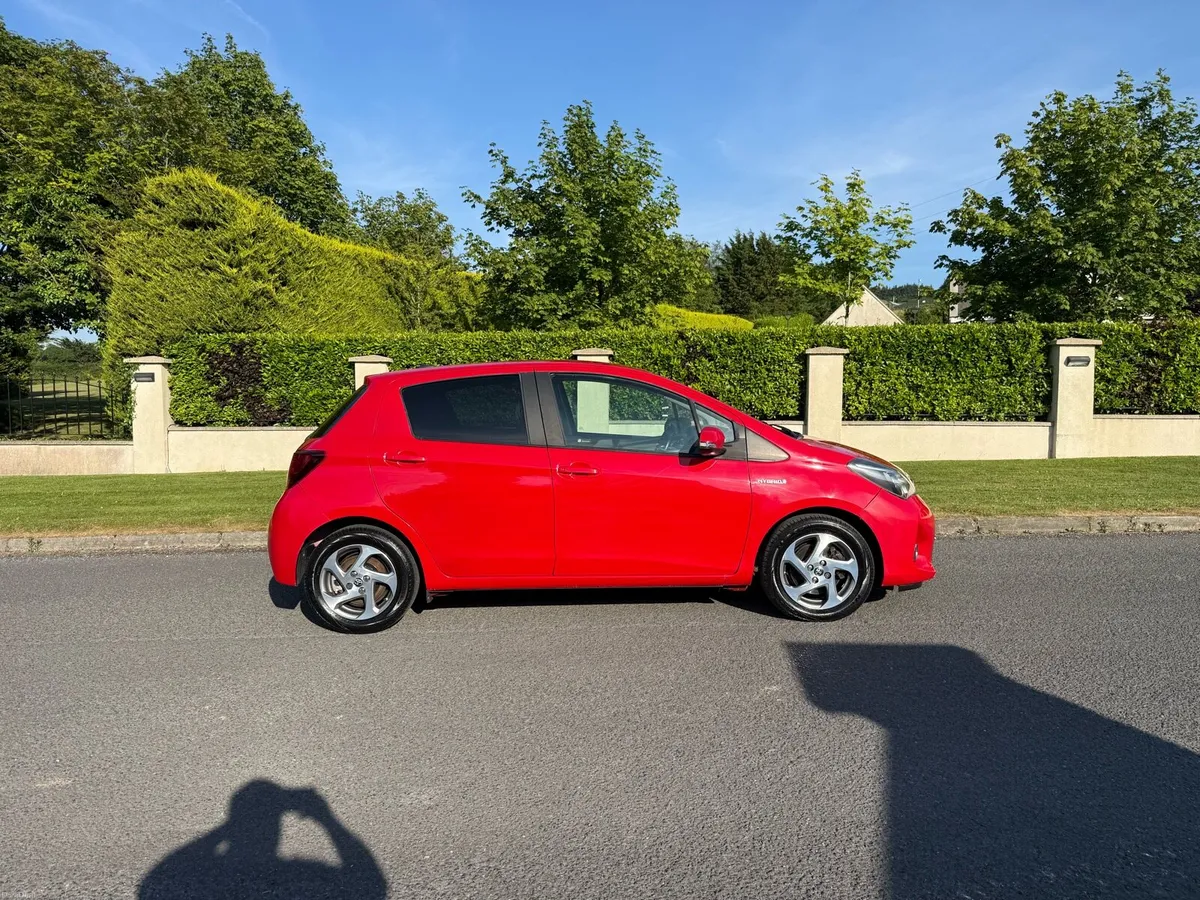 Toyota Yaris 2016 1.5 Petrol Hybrid 67000miles - Image 2