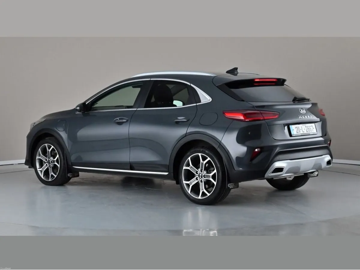 Kia XCeed Phev 5DR Auto - Image 2