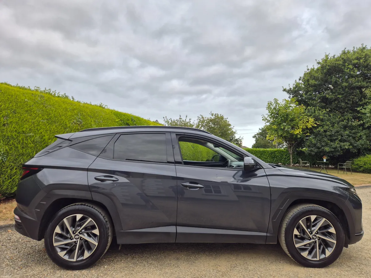 2021'HYUNDAI TUCSON 1.6 Crdi - Executive - Image 2