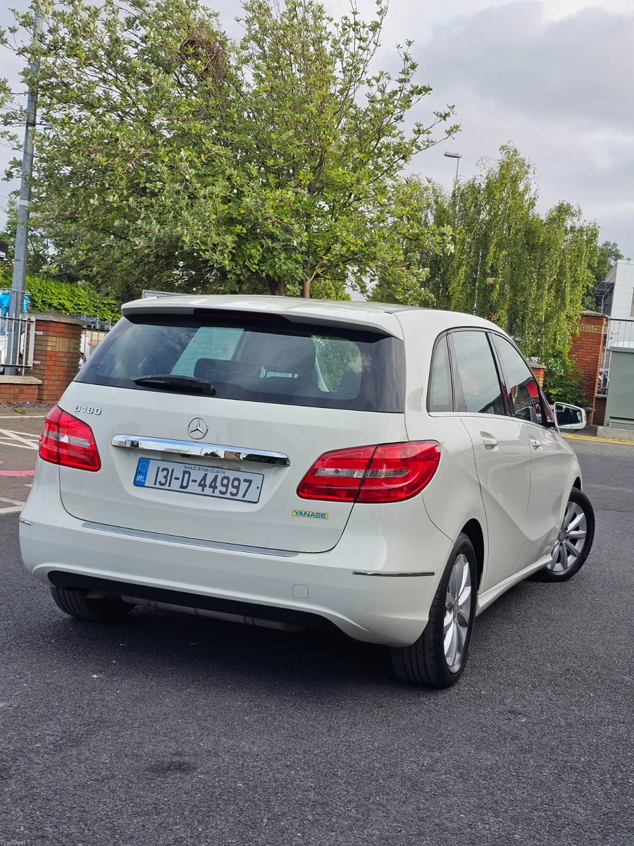 Mercedes-Benz B-Class 2013 Automatic - Image 2
