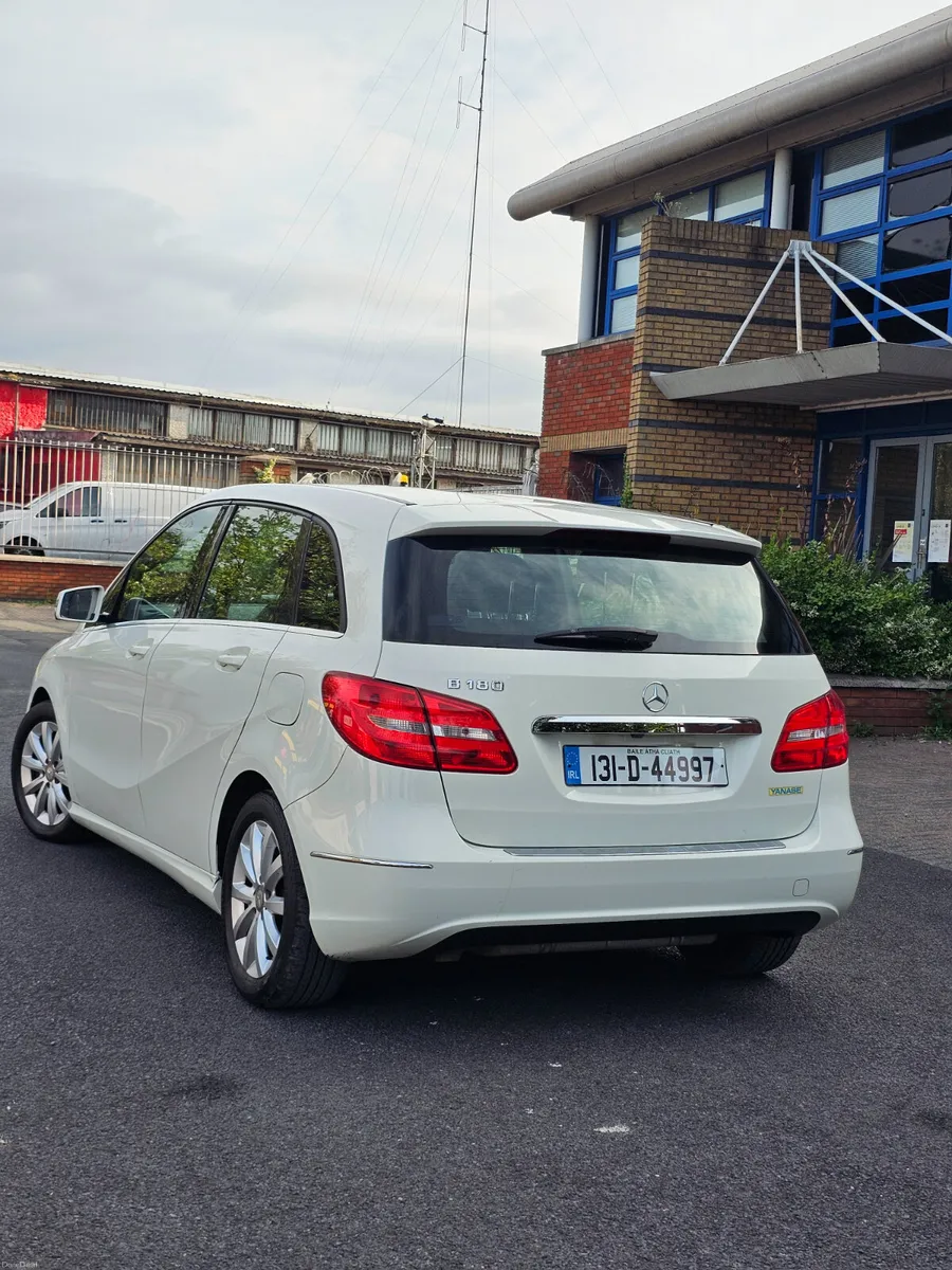 Mercedes-Benz B-Class 2013 Automatic - Image 5