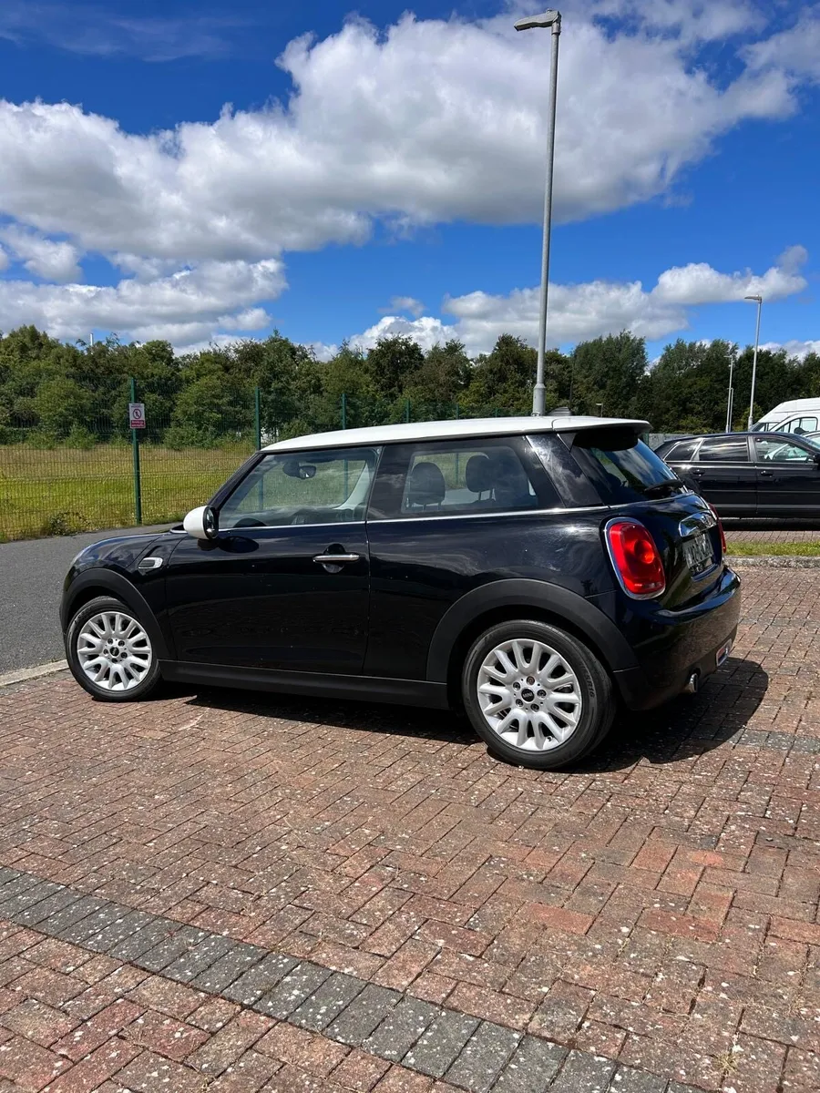 Mini Cooper diesel Auto New model - Image 4