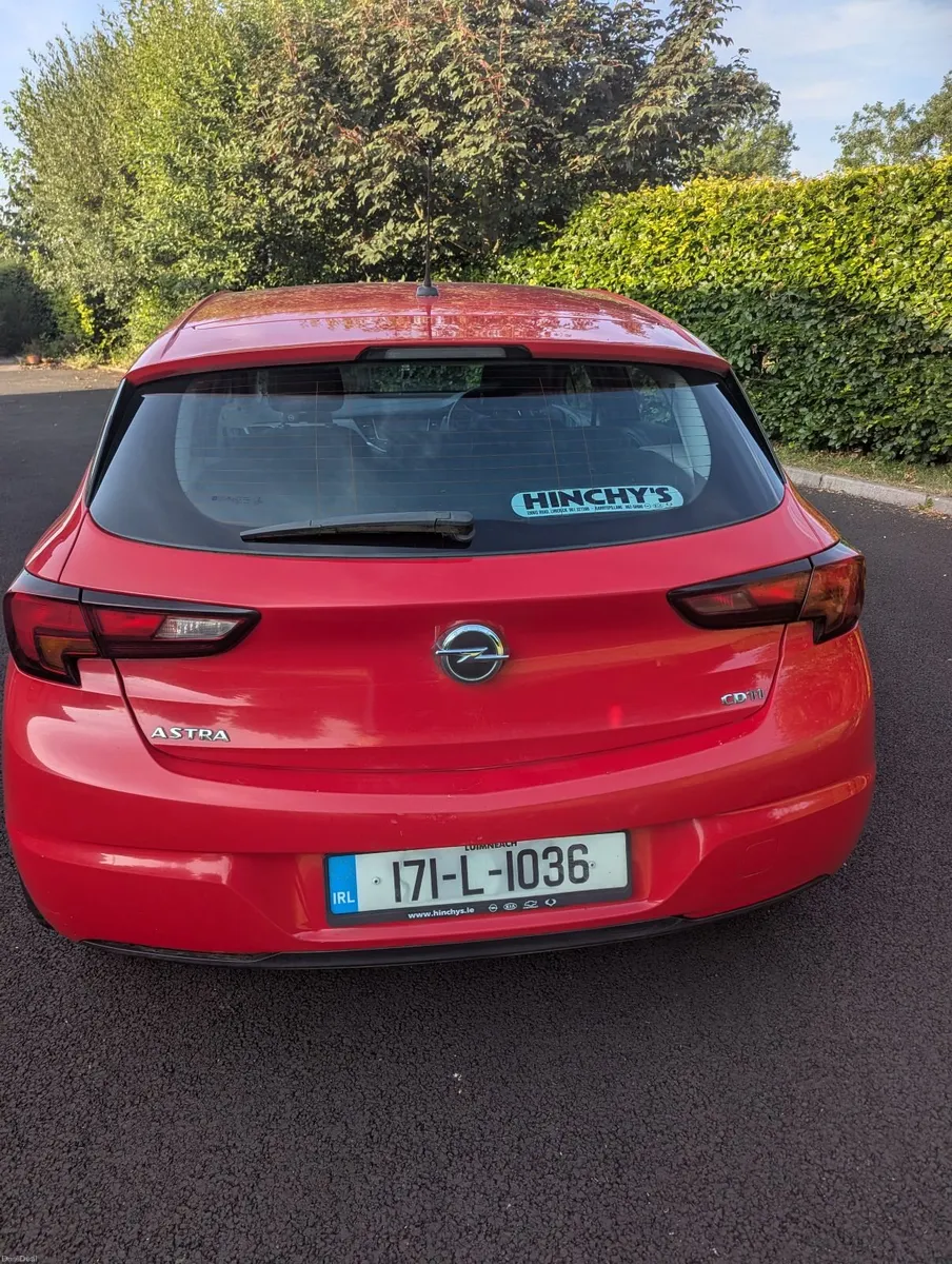 Opel Astra 2017 - Image 3