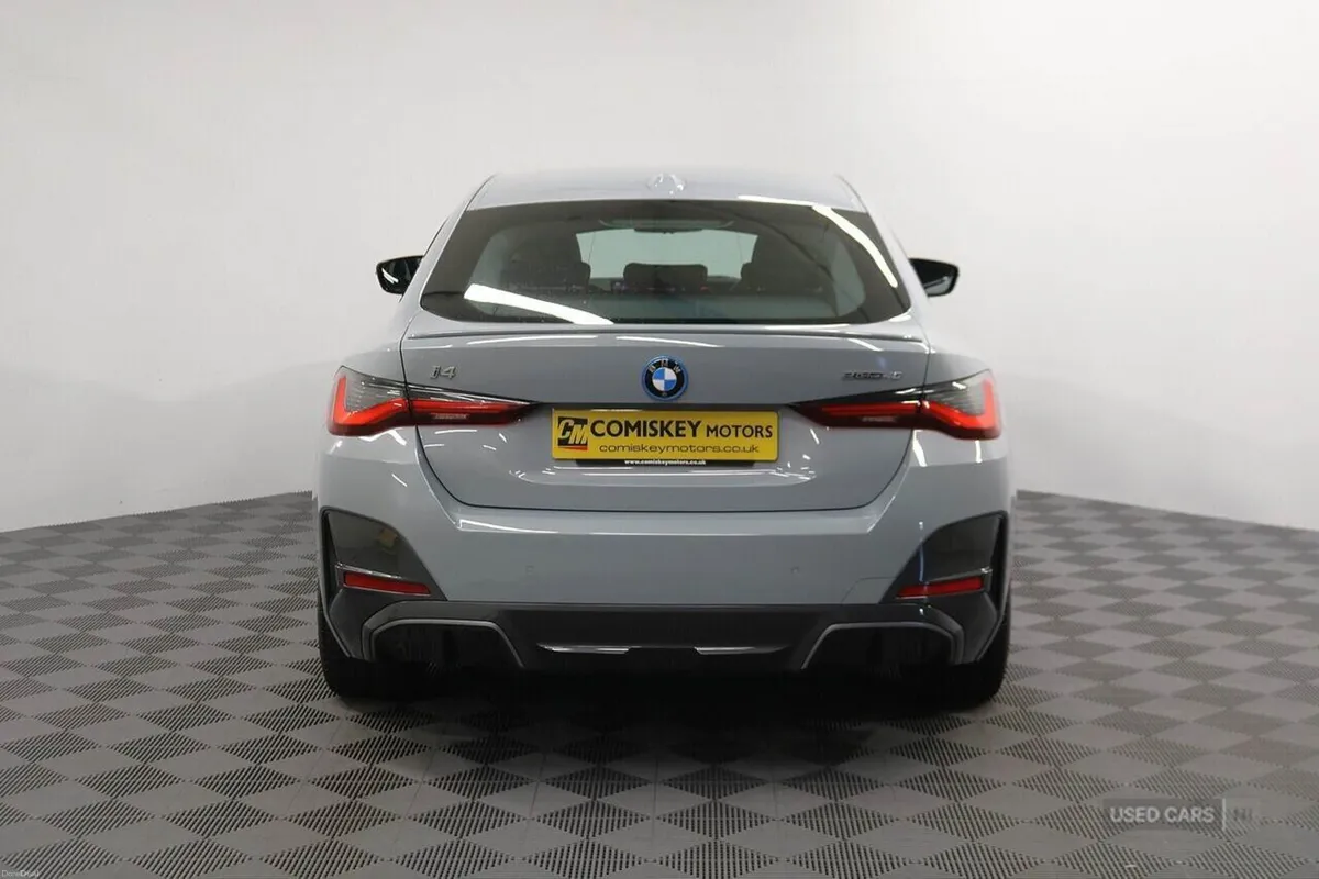 BMW i4 40 M Sport - Image 5