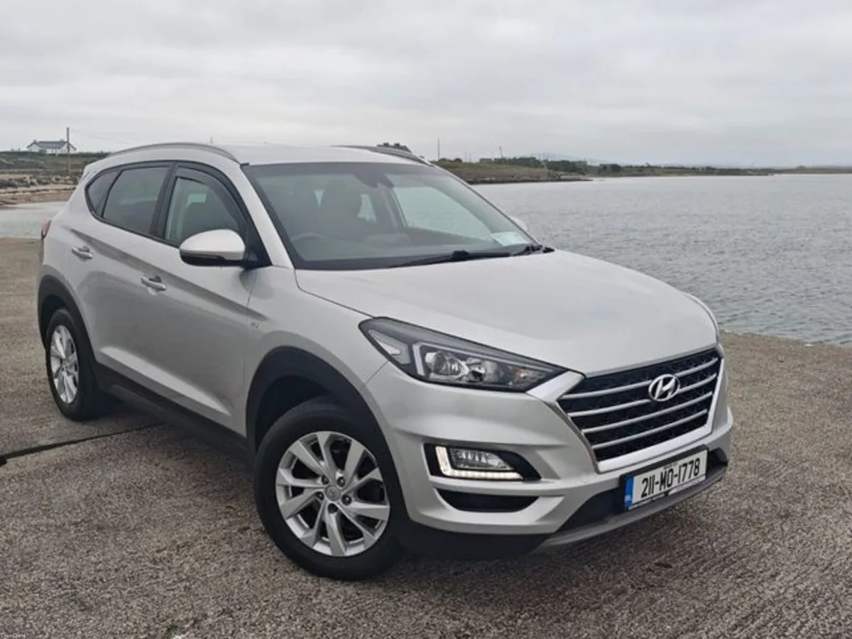 Hyundai Tucson 1.6 SE NAV 115PS Mhev 5DR - Image 1