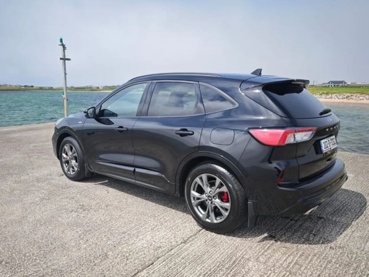 Ford Kuga St-line X 5D 1.5TD120 S6.2 M6 - Image 5