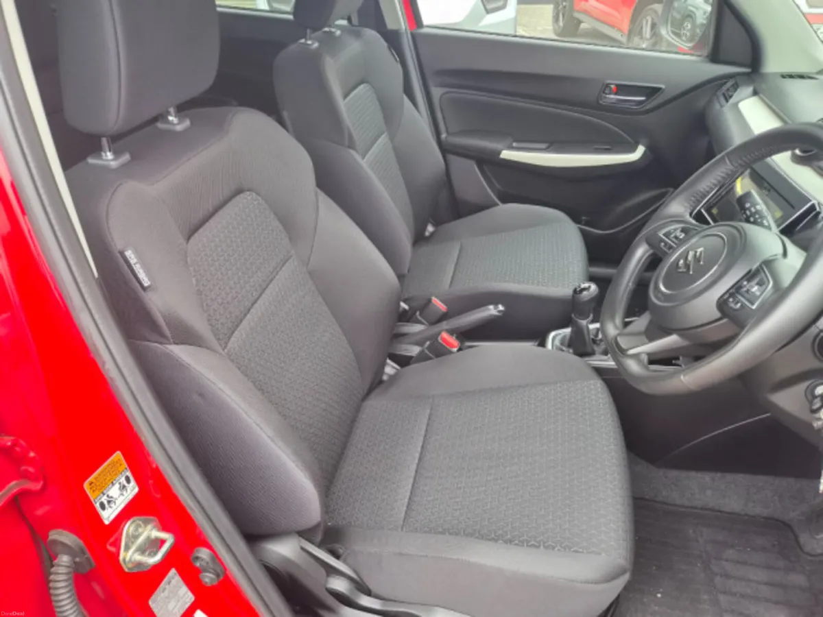 Suzuki Swift 1.2 Dualjet Hybrid Sz-l 5DR - Image 3