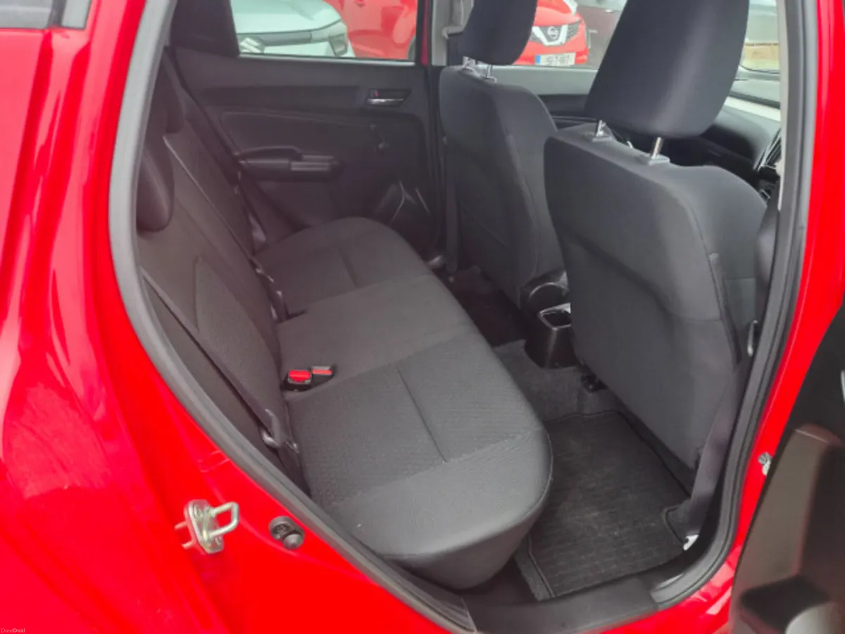 Suzuki Swift 1.2 Dualjet Hybrid Sz-l 5DR - Image 5