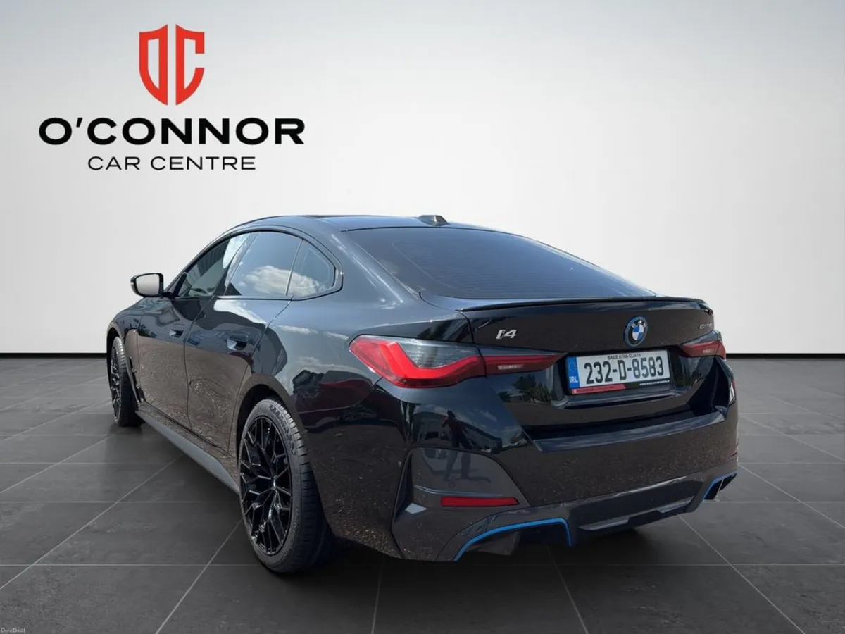 BMW i4 Edrive40 No fuel stops, no engine noise. ju - Image 4