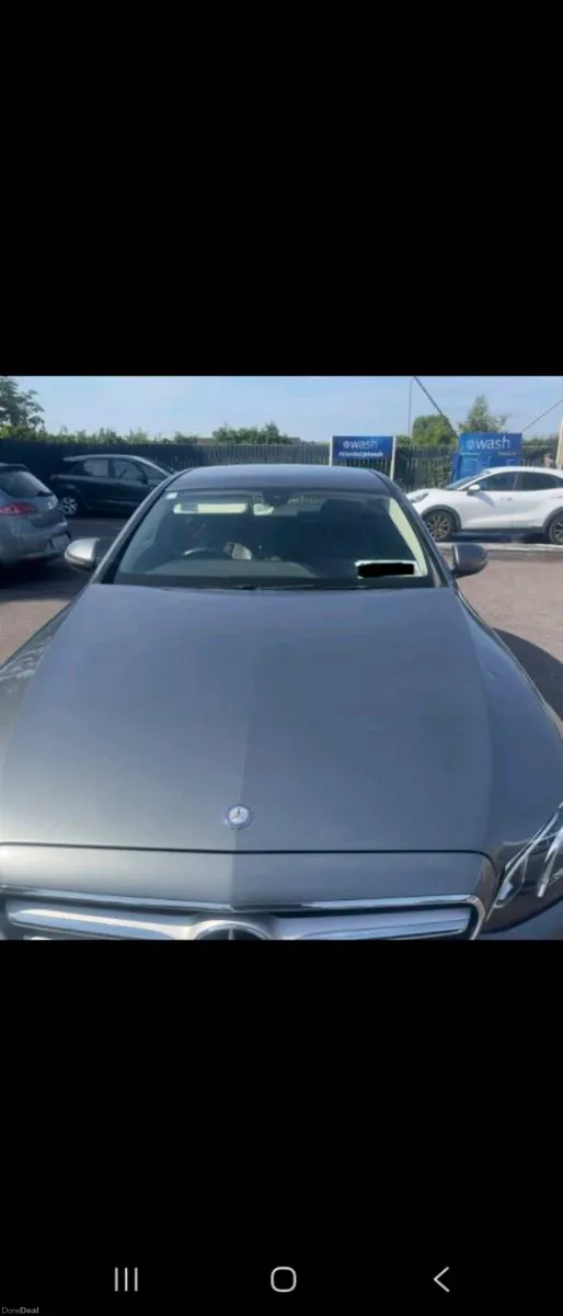 2016 Mercedes-Benz E220 Diesel - Image 2