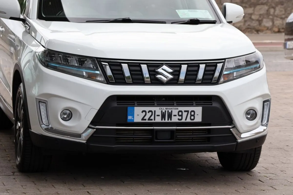 Suzuki Vitara 1.4 Hybrid , NCT 02/28 - Image 6
