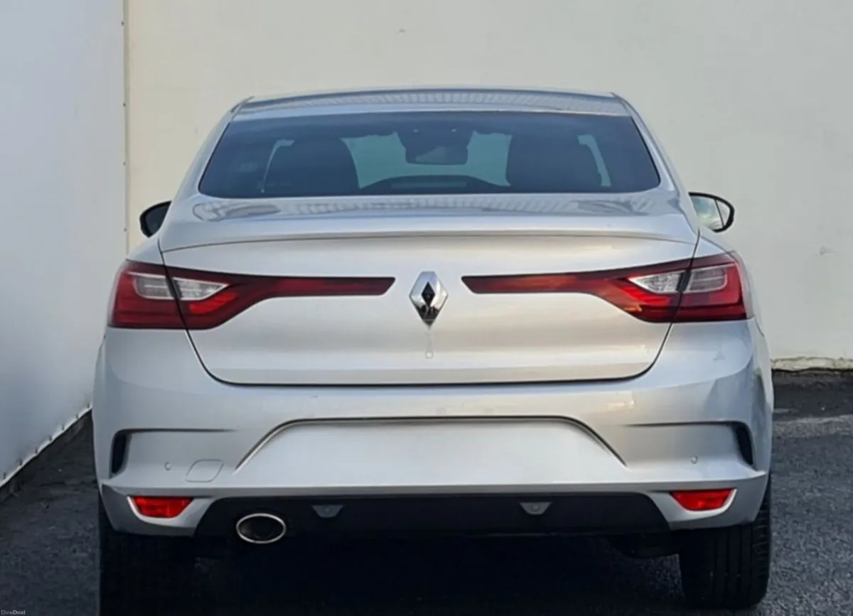 Renault Megane Top Spec - Image 3