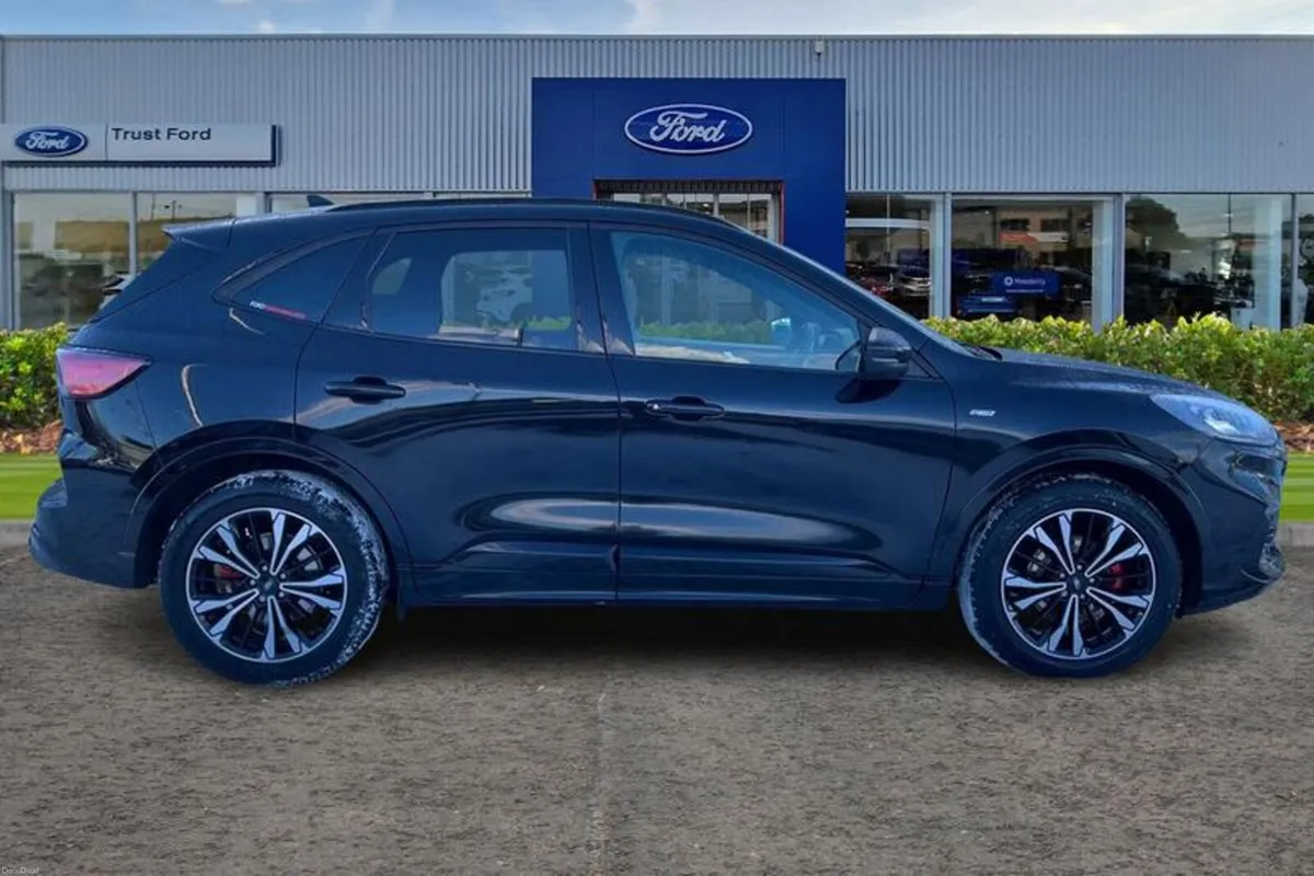 Ford Kuga ST-Line X Edition - Image 3