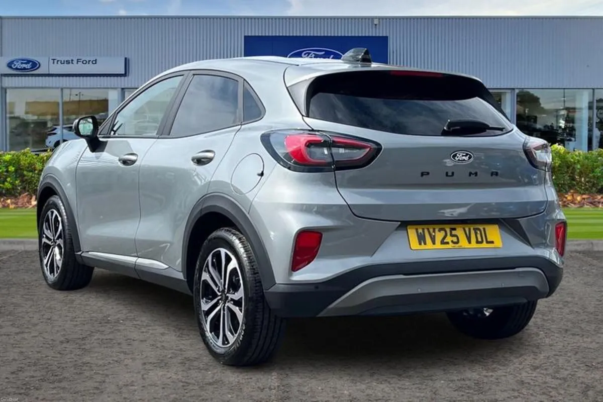 Ford Puma Titanium - Image 2