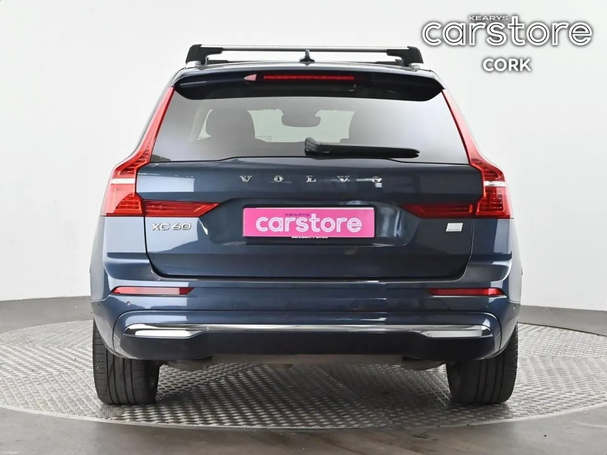 Volvo XC60 T6 PHEV 350hp AT8 Ultimate Bright - Image 4