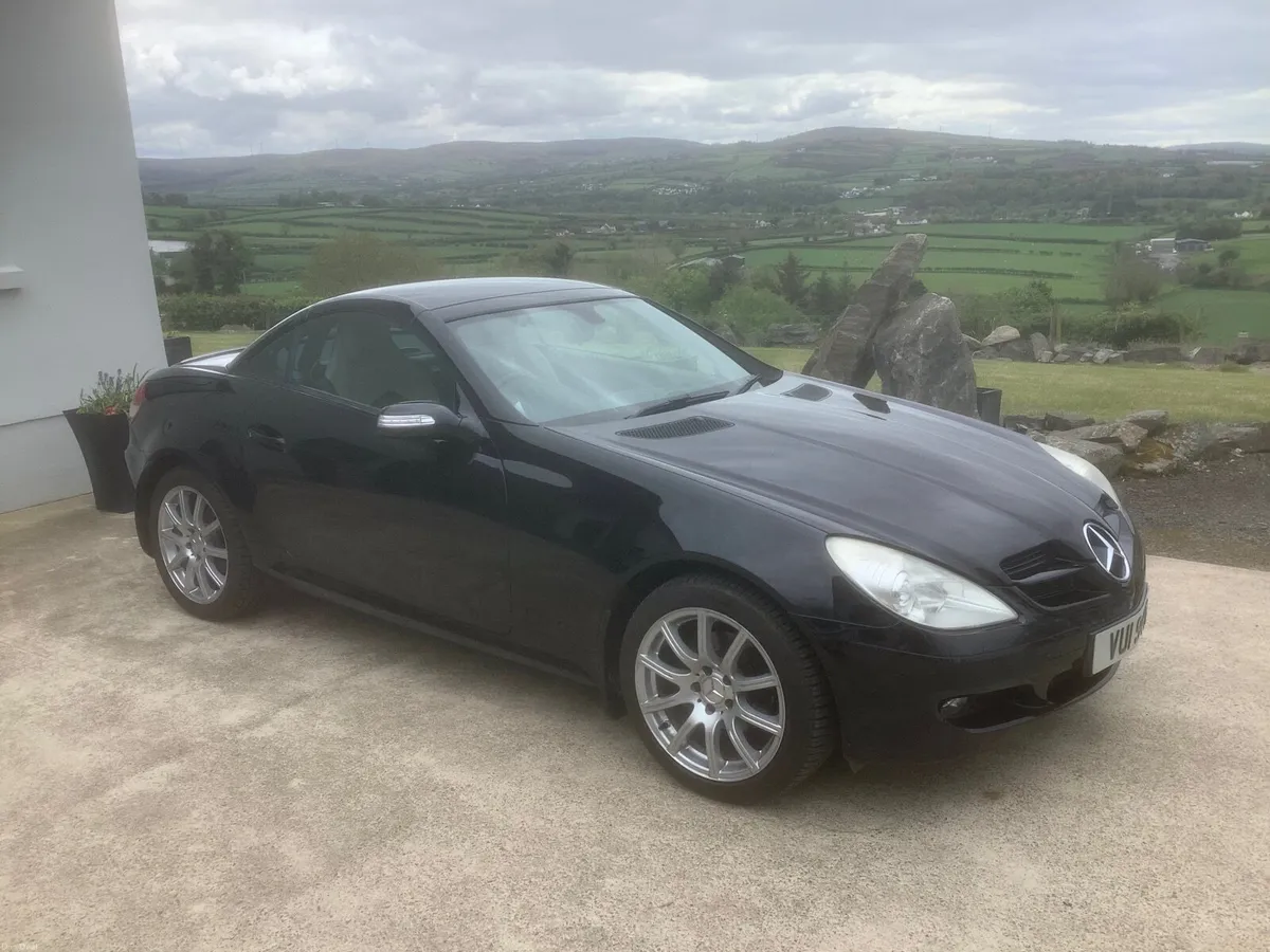 Mercedes-Benz SLK 2005 - Image 2