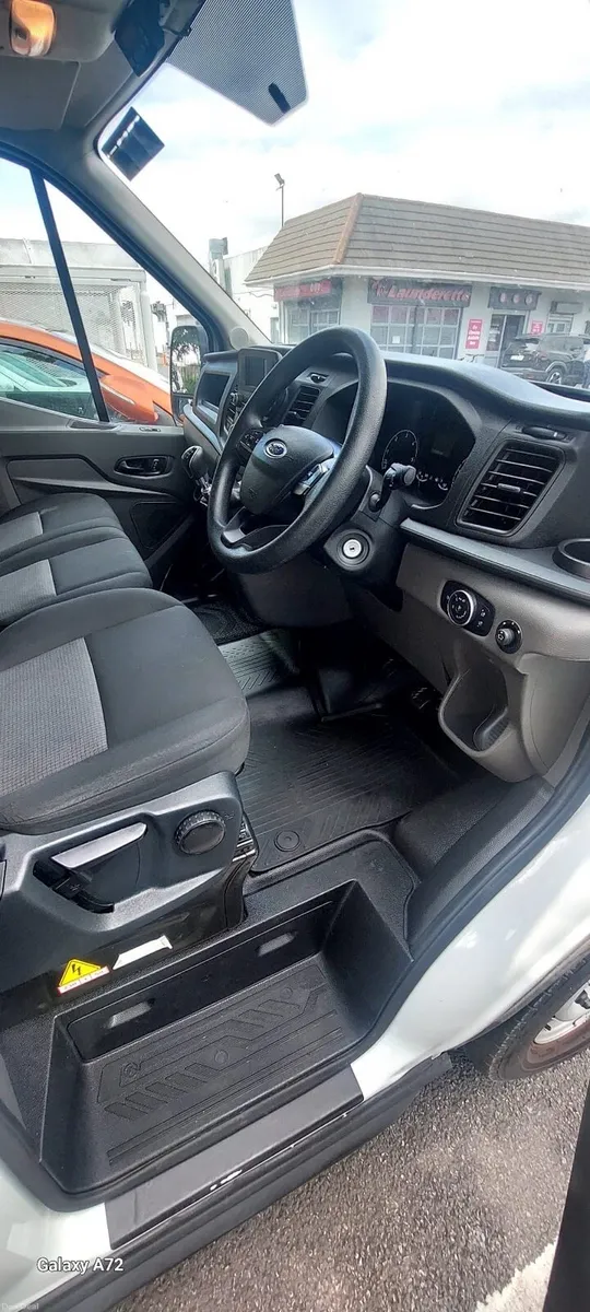 Ford Transit 2.0 TDI  Fridge/Freezer Van - Image 4