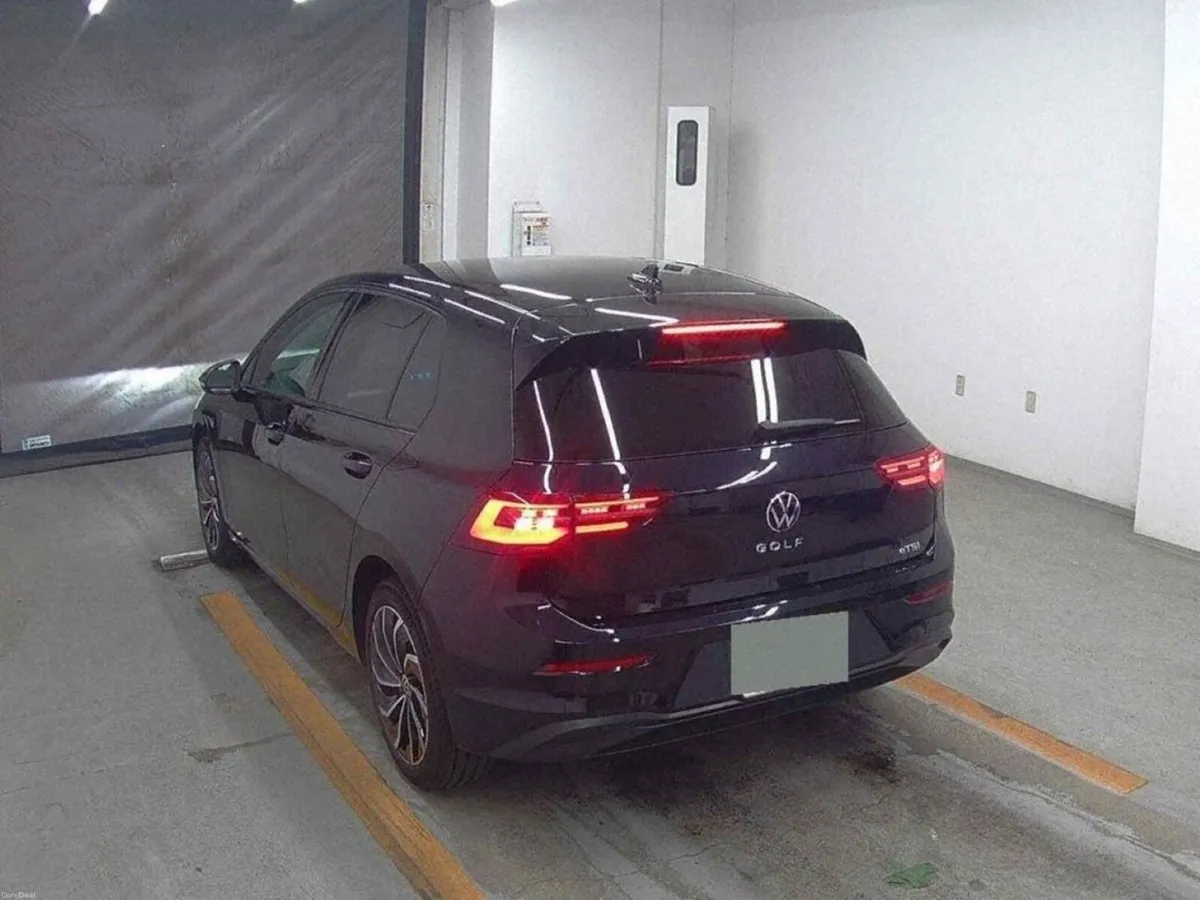Volkswagen Golf 1.0 AUTOMATIC ETSI ACTIVE PLATINUM - Image 2