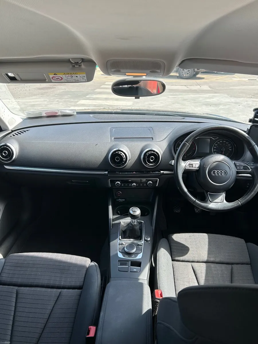 Audi A3 2014 - Image 2