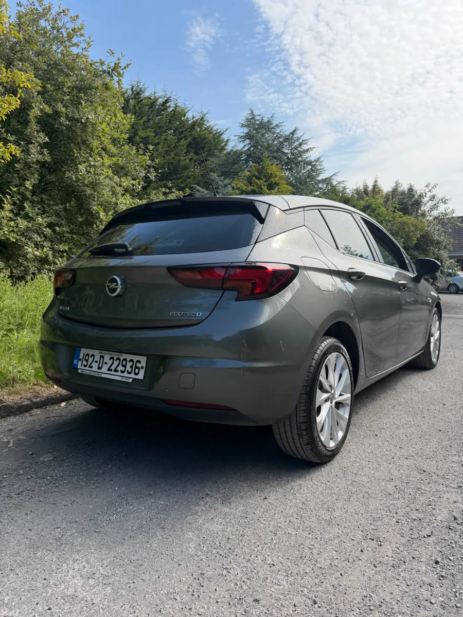 192 Opel Astra 1.6cdti .. LOW KMS - Image 3