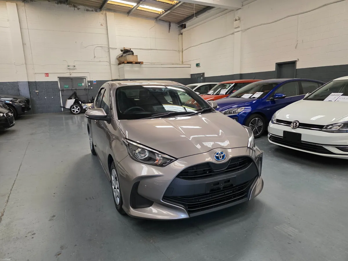 2020 Toyota Yaris Hybrid - Image 1