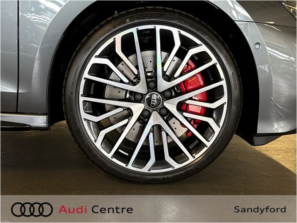 Audi S3 SAL 2.0 TFSI 333HP S-T Q HIGH SPEC - Image 6