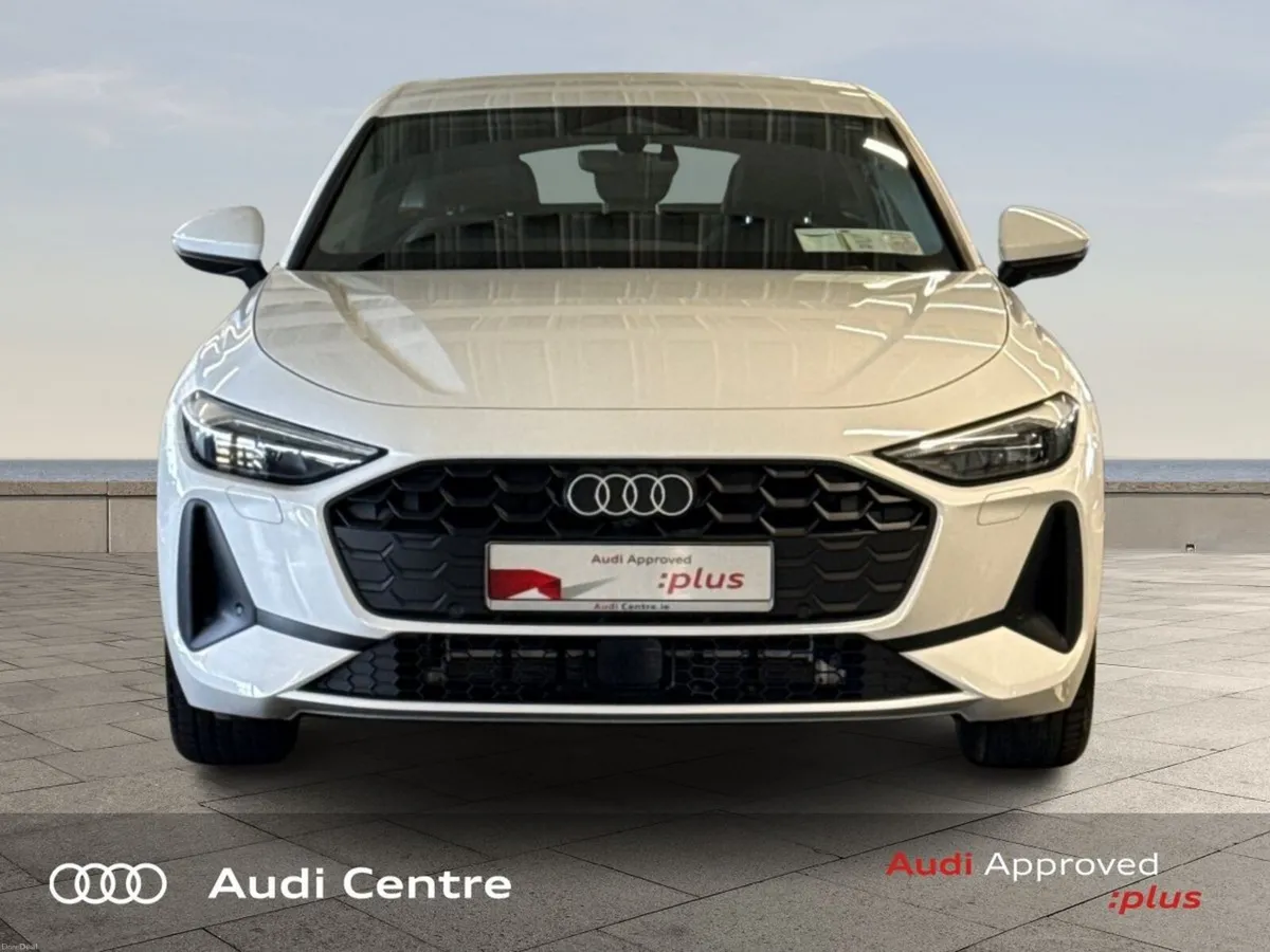 Audi A5 E-HYBRID Q 220KW SE - Image 2