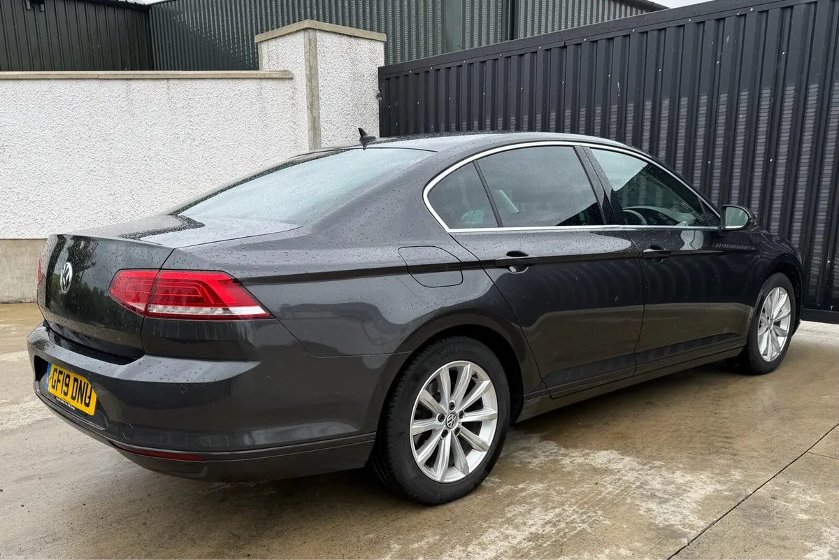 2019 Volkswagen Passat 2.0tdi Se business - Image 3