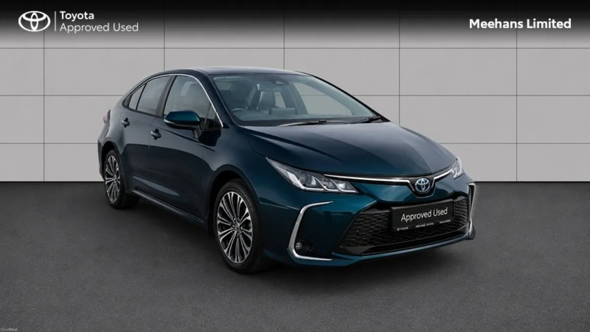 Toyota Corolla COROLLA SALOON LUNA SPORT - Image 1