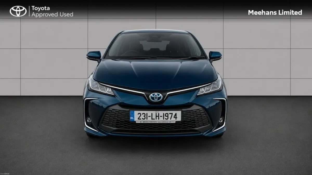 Toyota Corolla COROLLA SALOON LUNA SPORT - Image 5