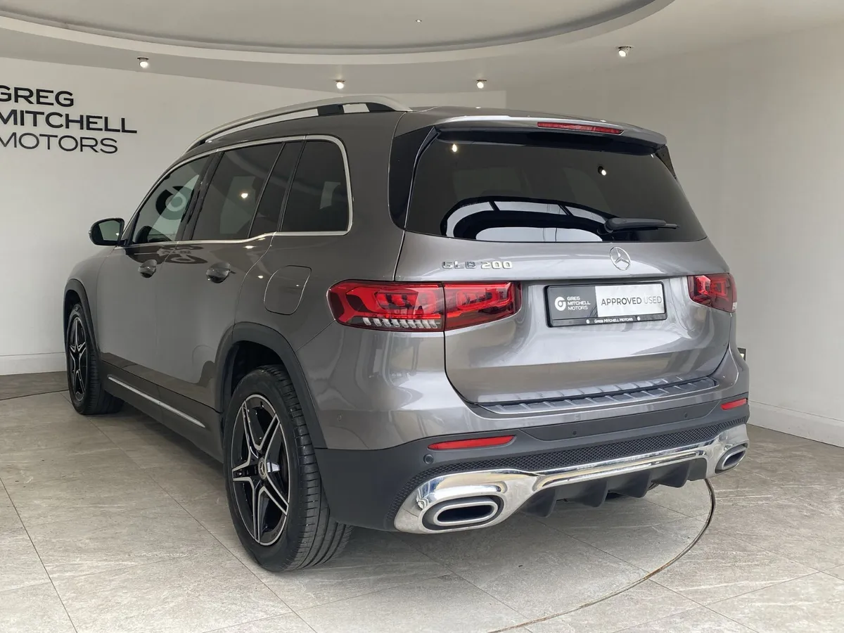 Mercedes-Benz GLB 2023 - Image 5
