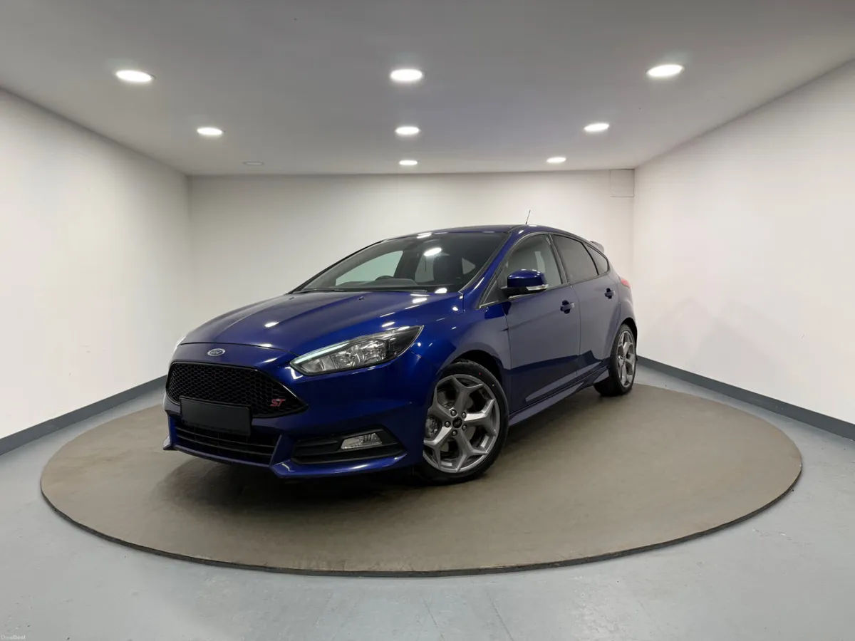 2017 Ford Focus 2.0 TDI ST-2 - Image 3