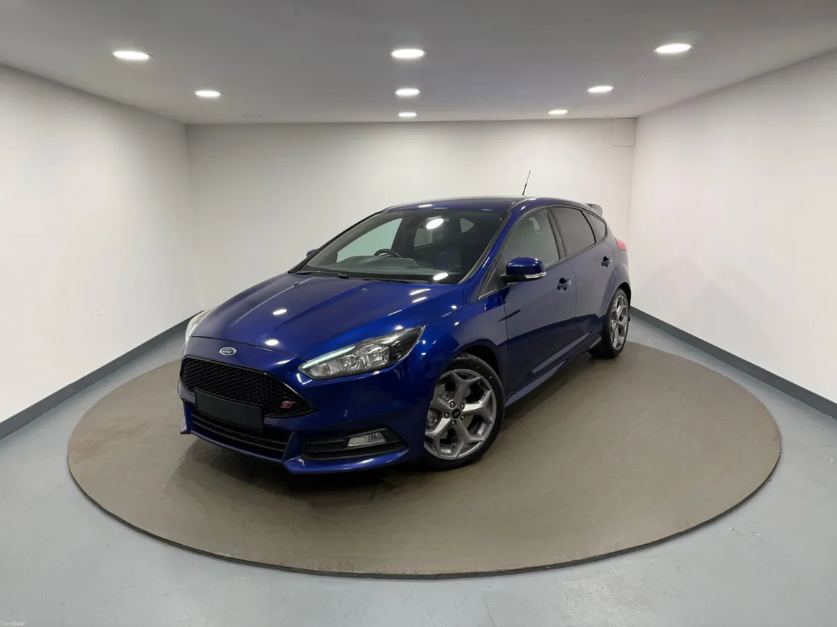 2017 Ford Focus 2.0 TDCI ST-2 - Image 2