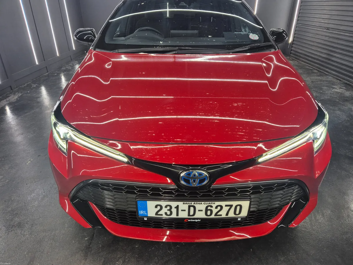 Toyota Corolla 2023 - Image 2