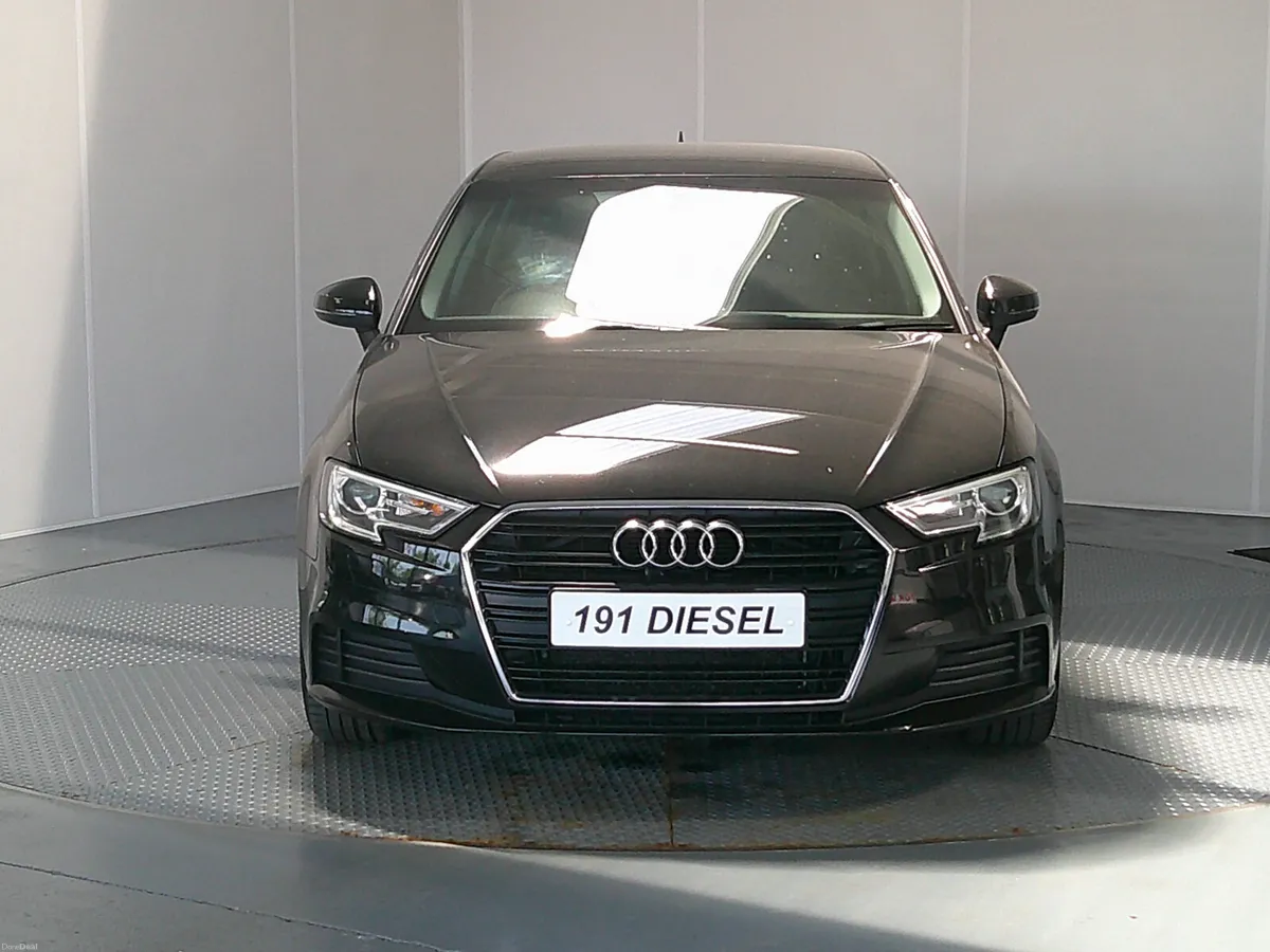 Audi A3 2019 - Image 2