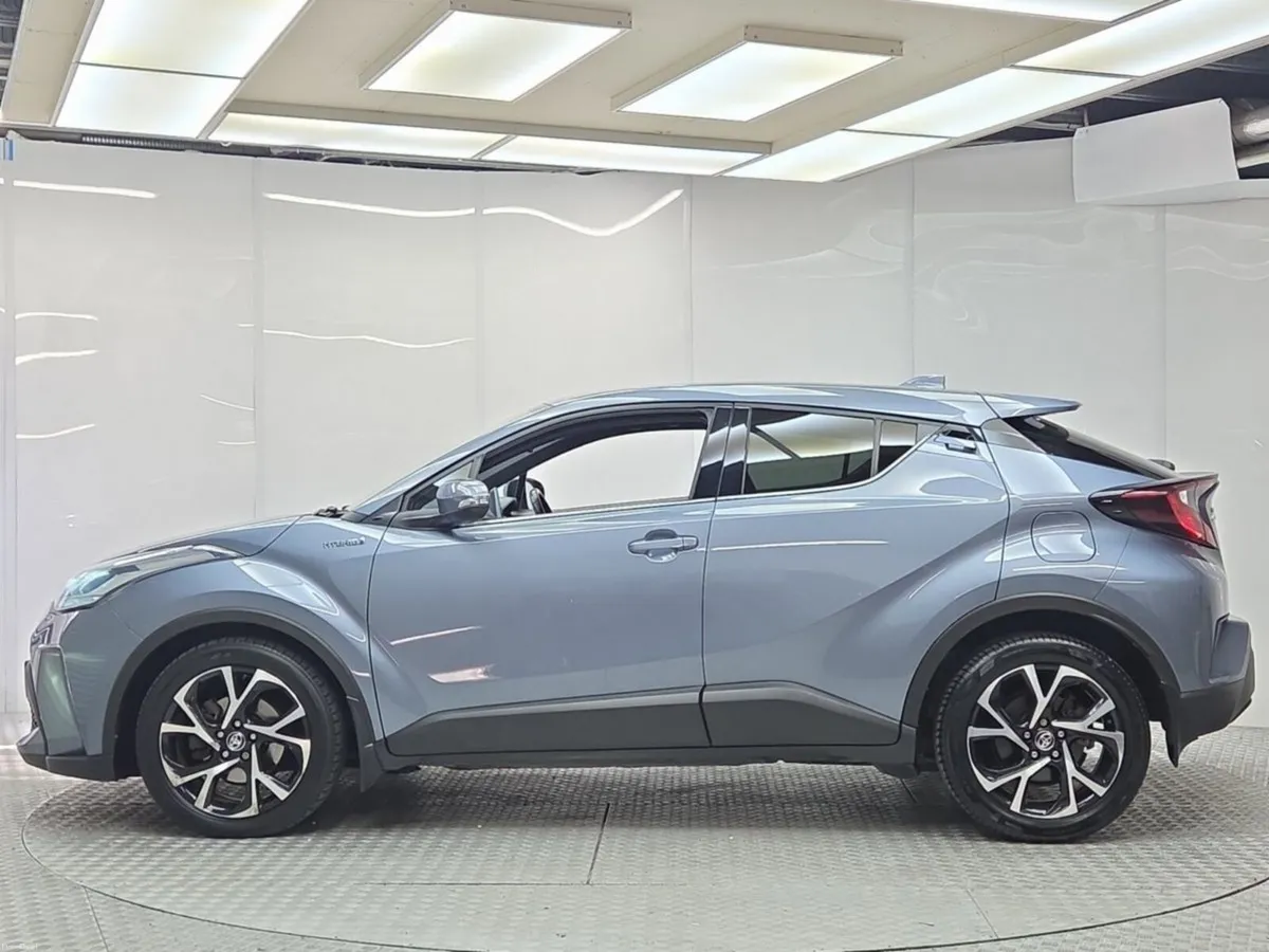 Toyota C-HR 1.8 HYBRID SPORT - Image 5
