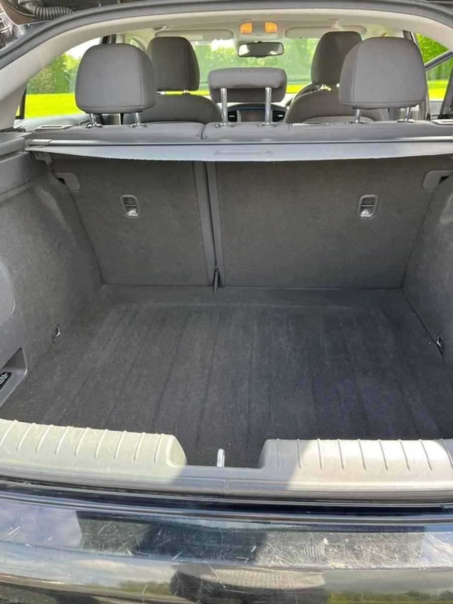 2018 Hyundai Ioniq - Image 6