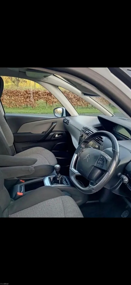 2016 citreon c4 grand picasso 7 seater low mileage - Image 5