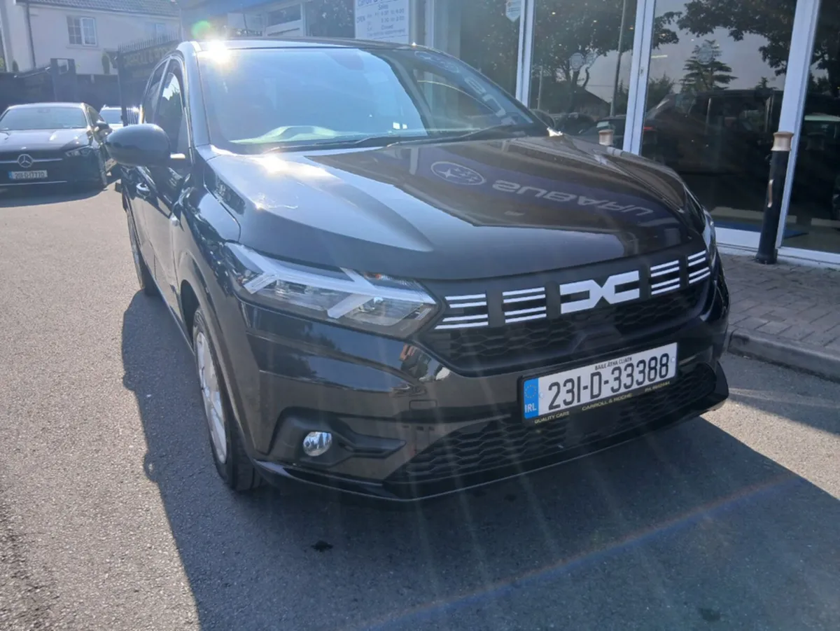 Dacia Sandero EXPRESSION TCE 90 5SPEED NBI 5DR - Image 4