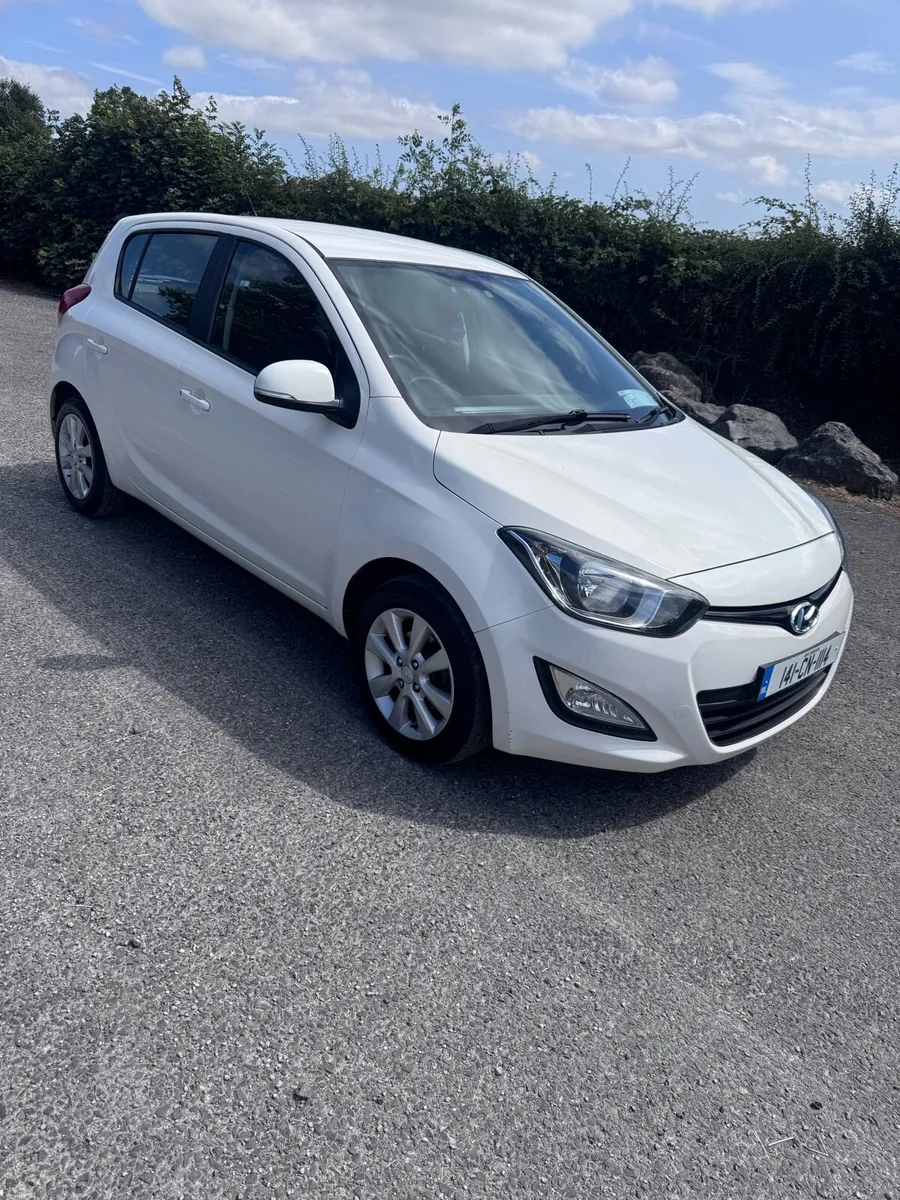 Hyundai i20 - Image 1