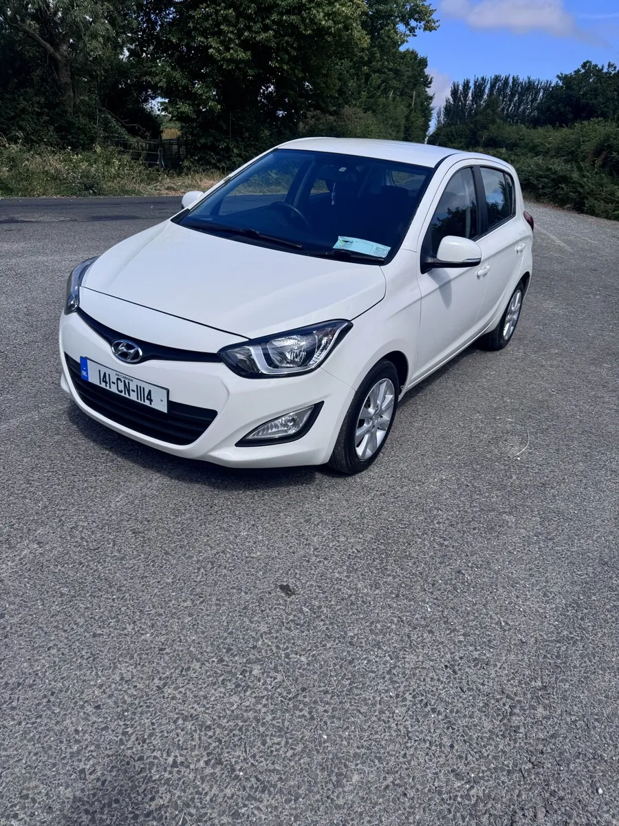 Hyundai i20 - Image 2